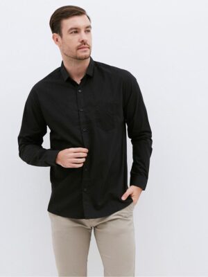 M231 Kemeja Pria Basic Polos Panjang Hitam