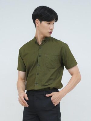 Kemeja lengan pendek pria formal slim fit hijau army houseofcuff